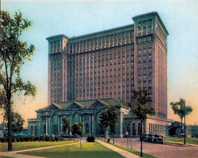 MCRR Train Station Color Postcard C. 1930