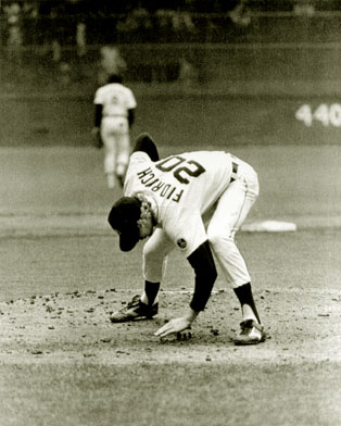 Detroit Tigers Mark Fidrych On Mound C.